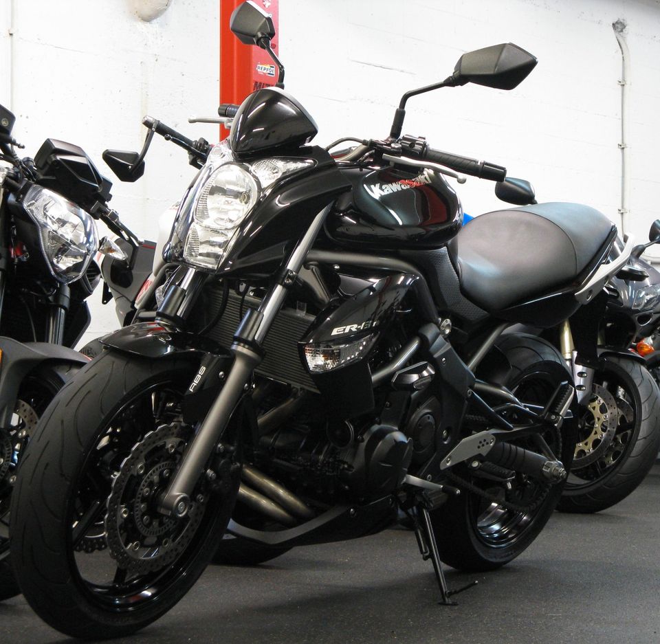 ER6N