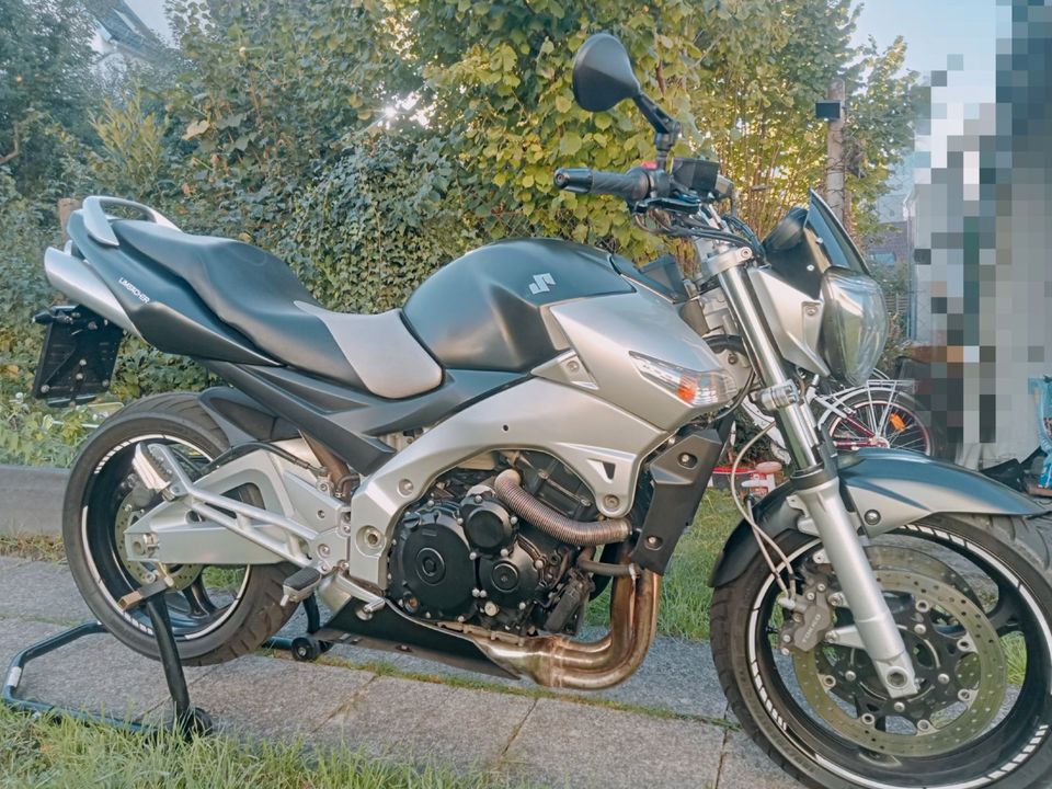 Suzuki