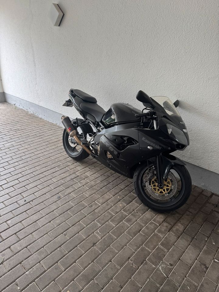 KAWASAKI