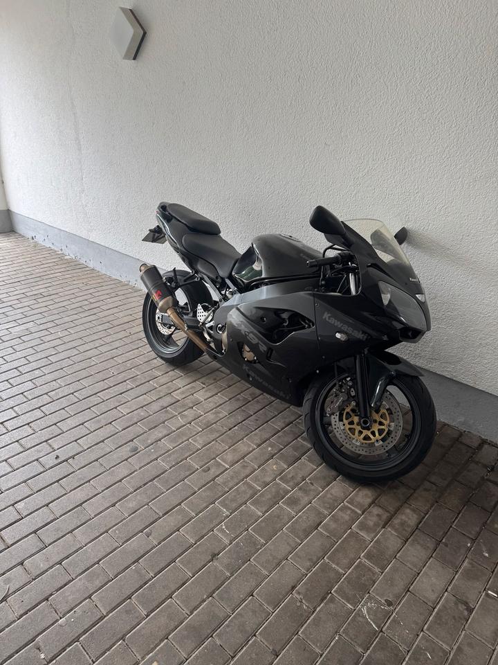 KAWASAKI