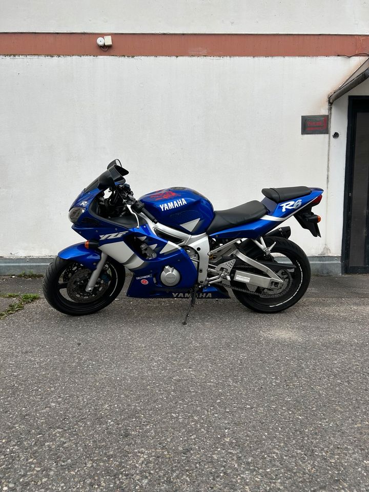 YAMAHA