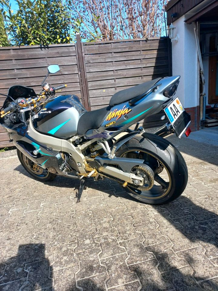 Kawasaki7X9R