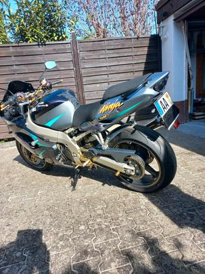 Kawasaki7X9R