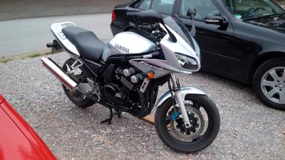 YAMAHA