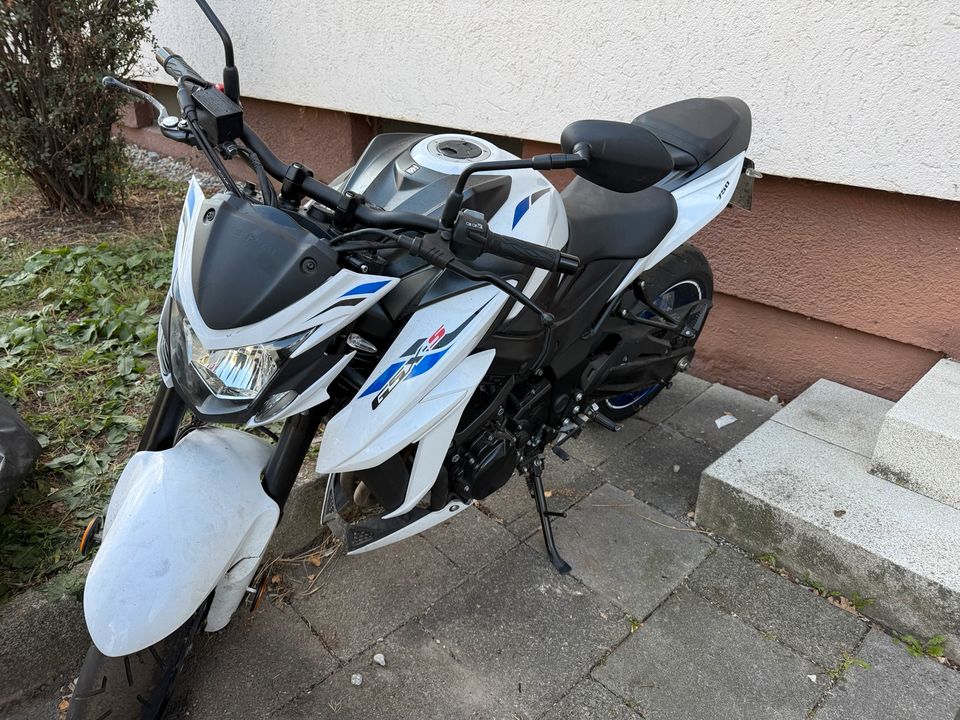Suzuki