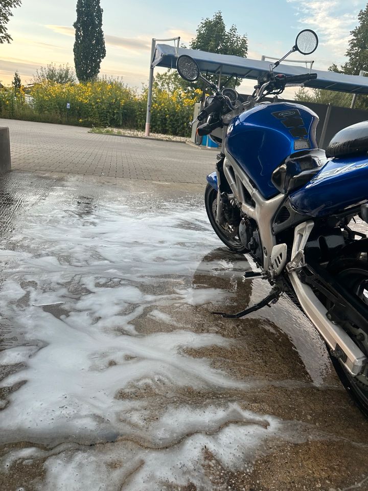 Susuki