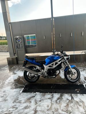 Susuki