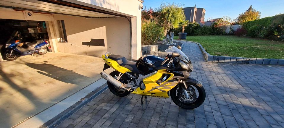 CBR